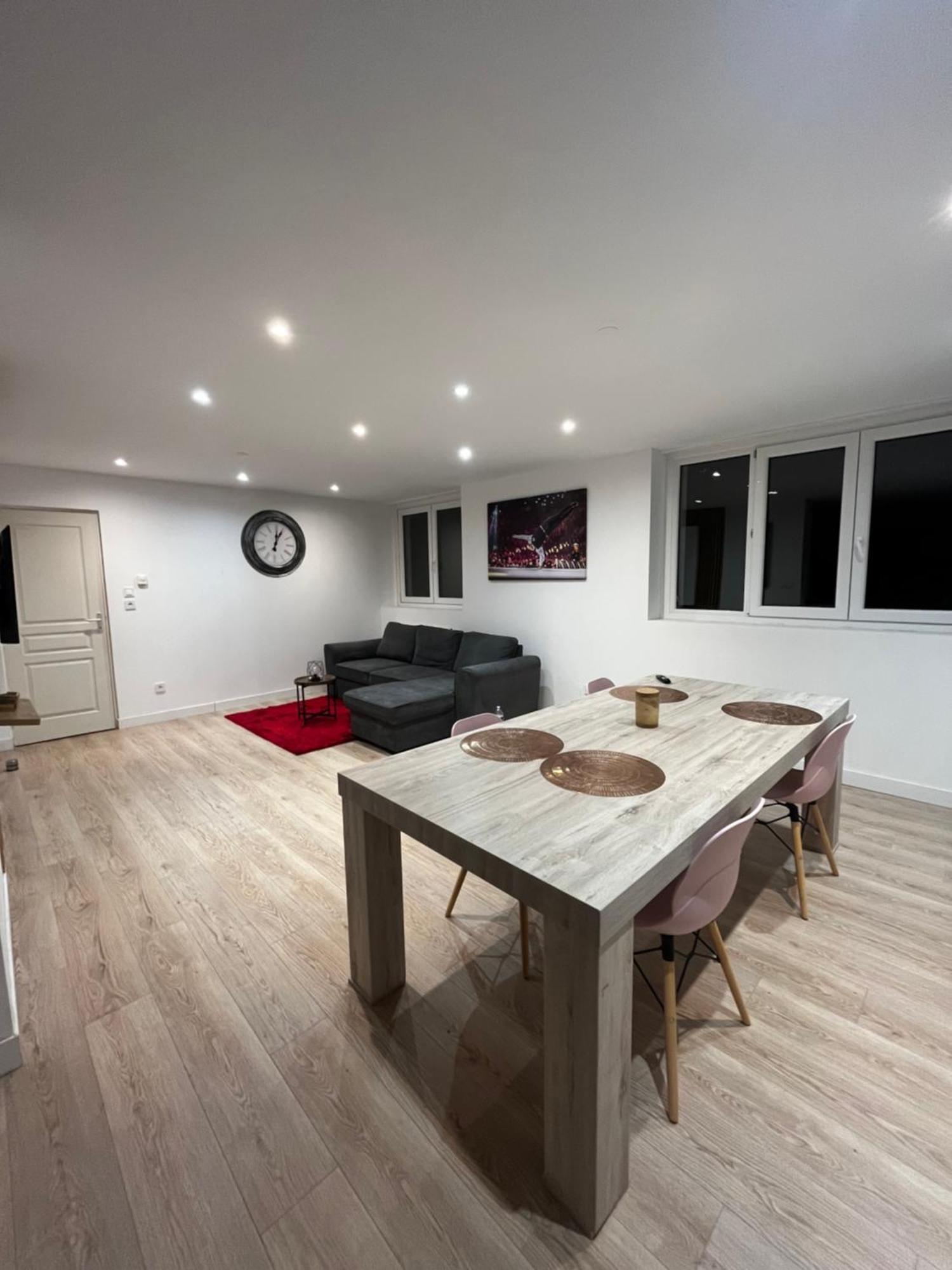 Grande Chambre Dans Loft A Deux Pas De La Plage Dunkirk Exterior photo
